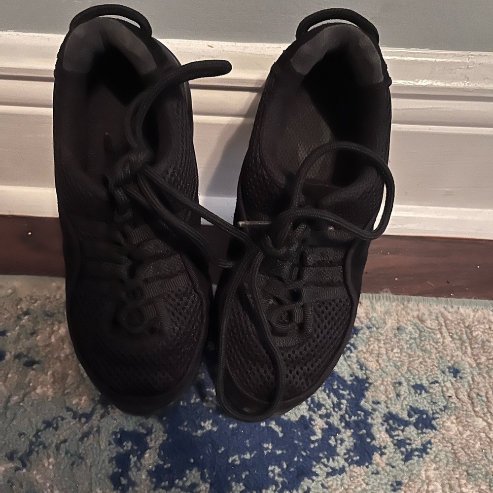 Bloch dance shoes
